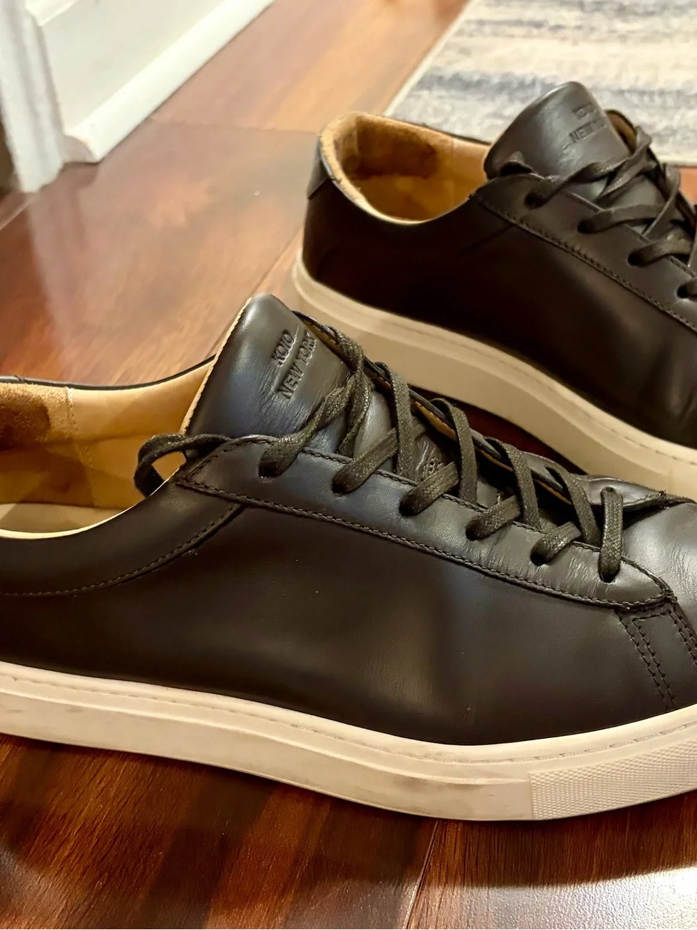 Men’s Brown Leather Low-Top Sneakers